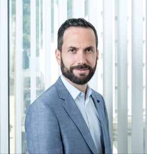 Aveniq_Luciano_Carusone-1